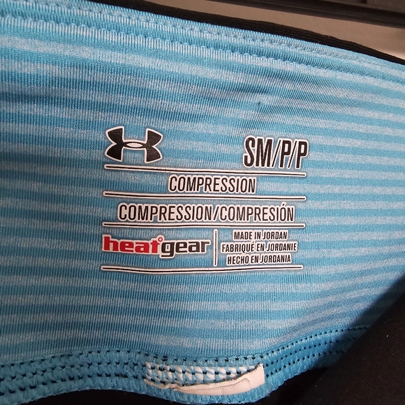 Under armor capri compression leggings - Picture 7 of 8
